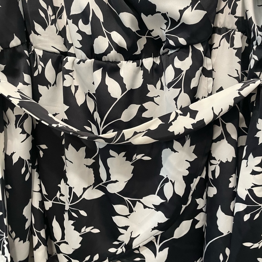 Lane Bryant Blouse - Picture 2 of 10